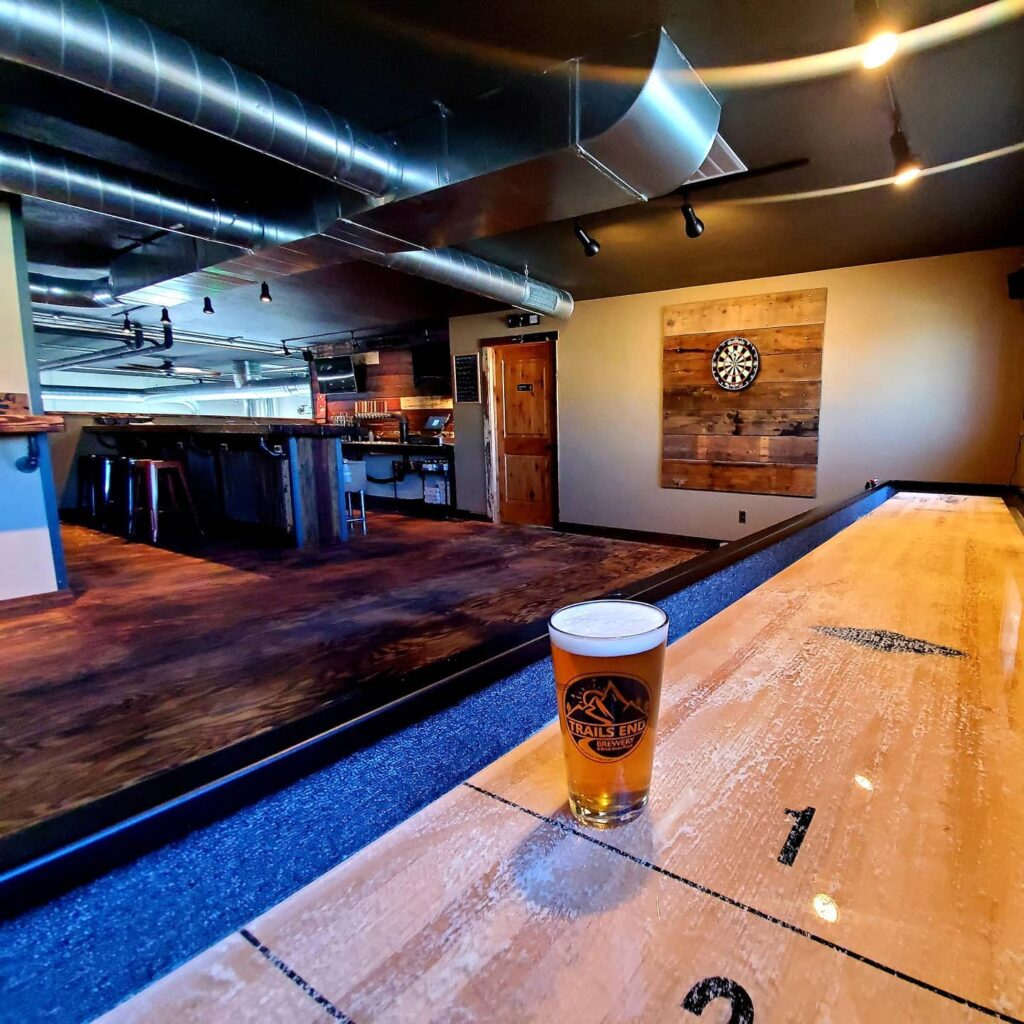 Upstairs is OPEN on the vweekends! Your own Beertender, Shuffleboard, Darts and dini…
