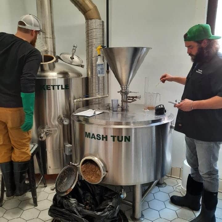 Hmmm, looks like something is brewing @chalicebrewing 🍺 Pictured: